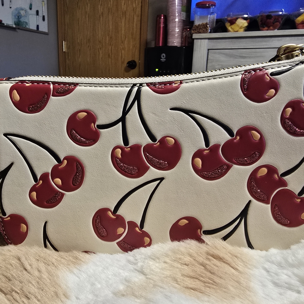 Coach Nolita 19 Cherry Print Small Purse - White/Red - New No Tags - Picture 5 of 10